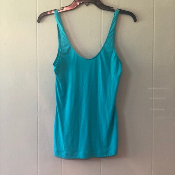 Lululemon Aqua Tank - Picture 1 of 3